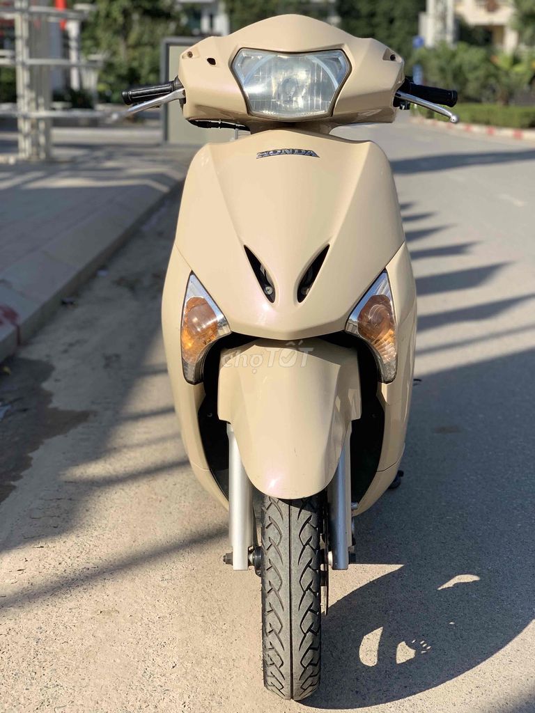 lead 110 dk 2010 ngon,khoẻ,êm tit. Mua bán Xe máy tại Huyện Thanh Trì Hà Nội được đăng bởi xe máy cũ chính hãng hình 2