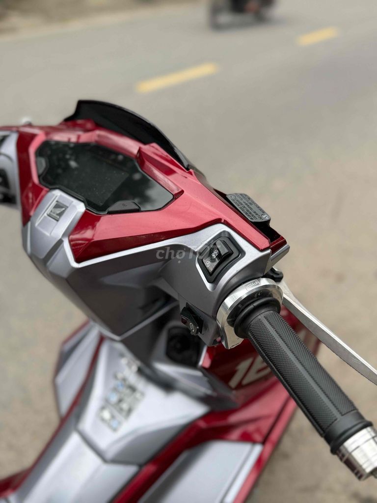 Honda Air Blade 160 ABS 2024 Đỏ. Mua bán Xe máy tại Quận Liên Chiểu Đà Nẵng được đăng bởi Hòa Xe Máy Cũ hình 6