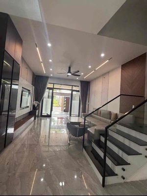 Аренда · 3 комн. · 100 м² · Quận Cẩm Lệ, ул. Đường 29 Tháng 3