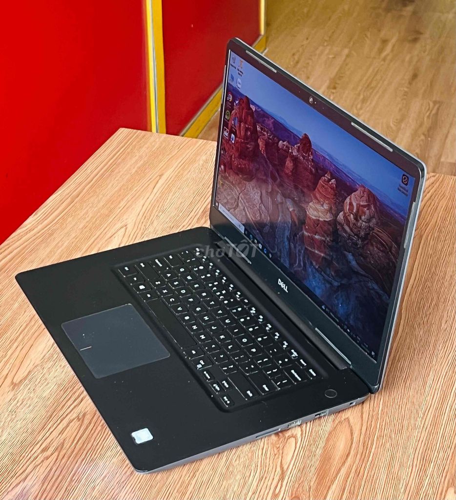 Dell 5581 i5-8265U Vostro 12GB/128GB/1T/MX130. Mua bán Laptop tại Quận Thanh Khê Đà Nẵng được đăng bởi Kim Hoa hình 1