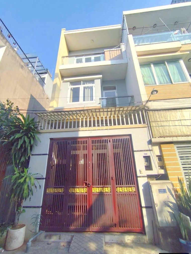 Nhà trệt hai lầu HXH Ngô Chí Quốc, gần cầu Gò Dưa