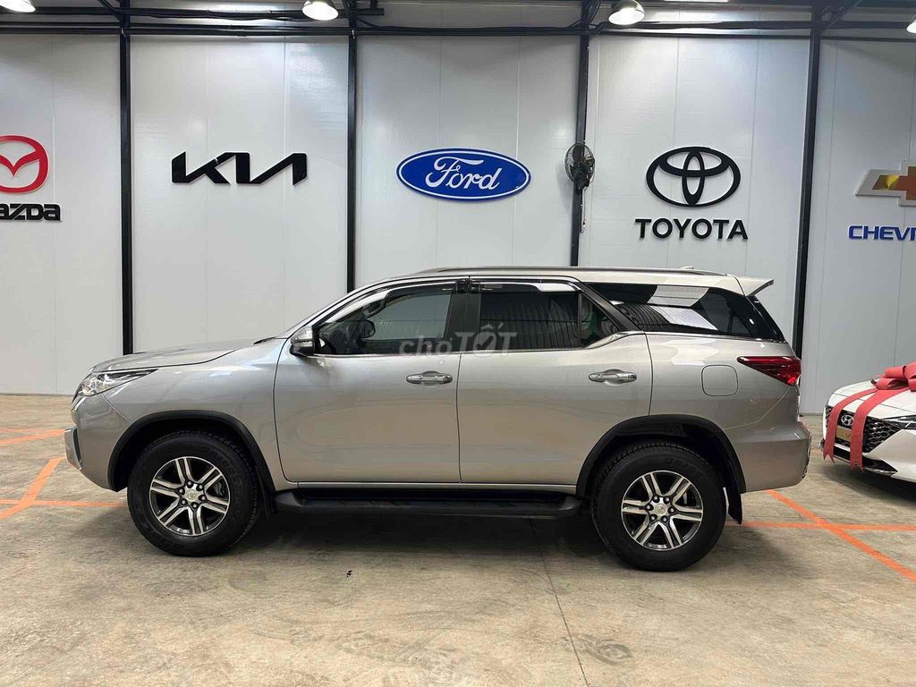Toyota Fortuner 2017 MT. Mua bán Ô tô tại Thành phố Buôn Ma Thuột Đắk Lắk được đăng bởi Hiếu Đắk Lắk hình 4