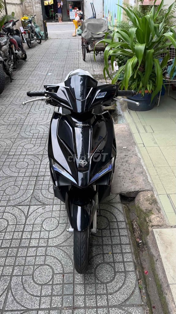 Honda Air Blade 125 2017 черный глянцевый Smartkey
