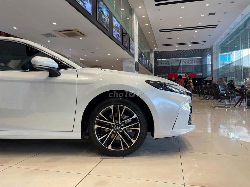 Toyota Camry 2.5 HEV Top - Ưu đãi 100% trước bạ. Mua bán Ô tô tại Quận 6 Tp Hồ Chí Minh được đăng bởi Tuấn TOYOTA HÙNG VƯƠNG hình 4
