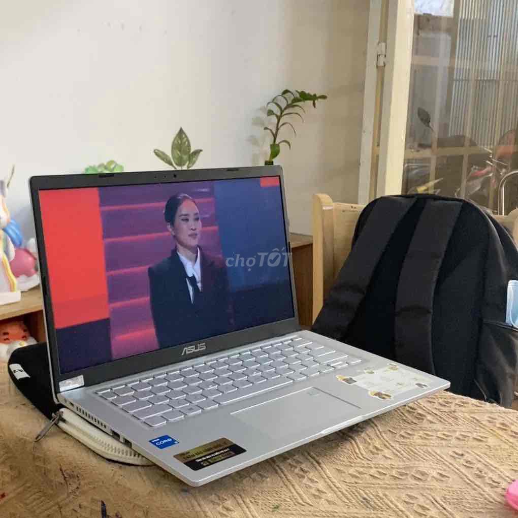 ASUS VivoBook X415EA i5-1135G7 14 inch 4GB Bạc. Mua bán Laptop tại Quận Bình Thạnh Tp Hồ Chí Minh được đăng bởi Chau Anh hình 1