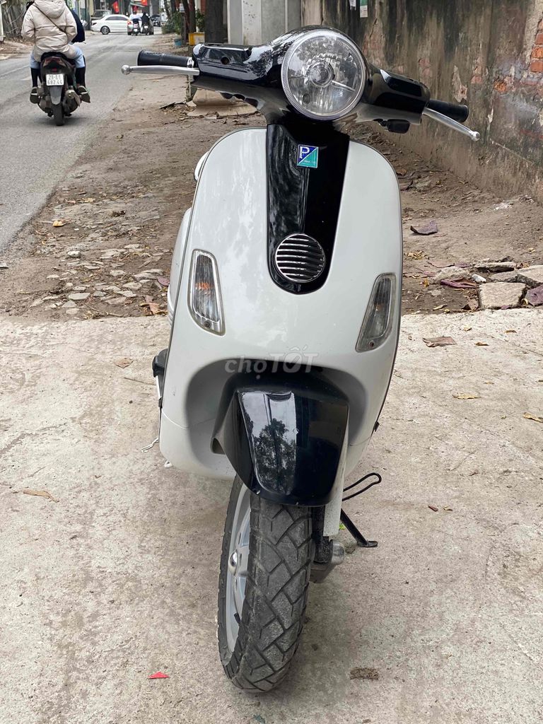 Vespa Lx 125cc dky 2016