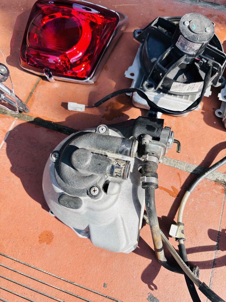 PHỤ TÙNG VESPA GTS THÁO XE CHÍNH HÃNG. Mua bán Phụ tùng xe tại Quận 12 Tp Hồ Chí Minh được đăng bởi Ta Thanh Thai hình 5