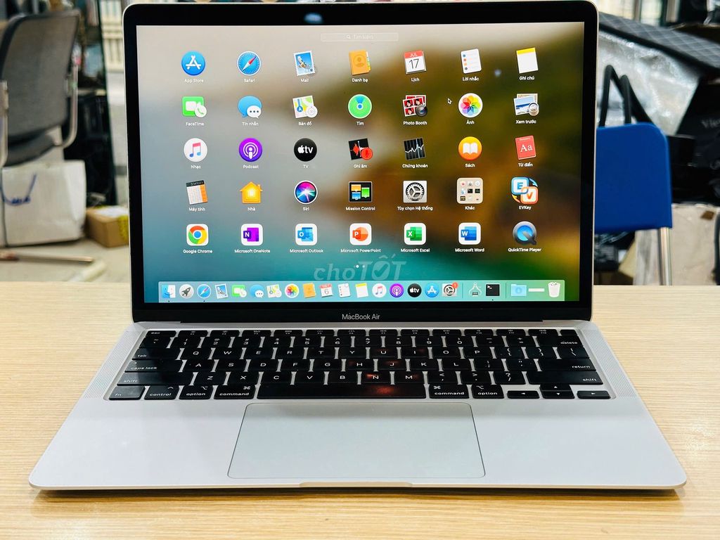 MacBook Air 2020 i3 13 inch 8GB/256GB Bạc. Mua bán Laptop tại Quận Đống Đa Hà Nội được đăng bởi Bảo Táo Store hình 1