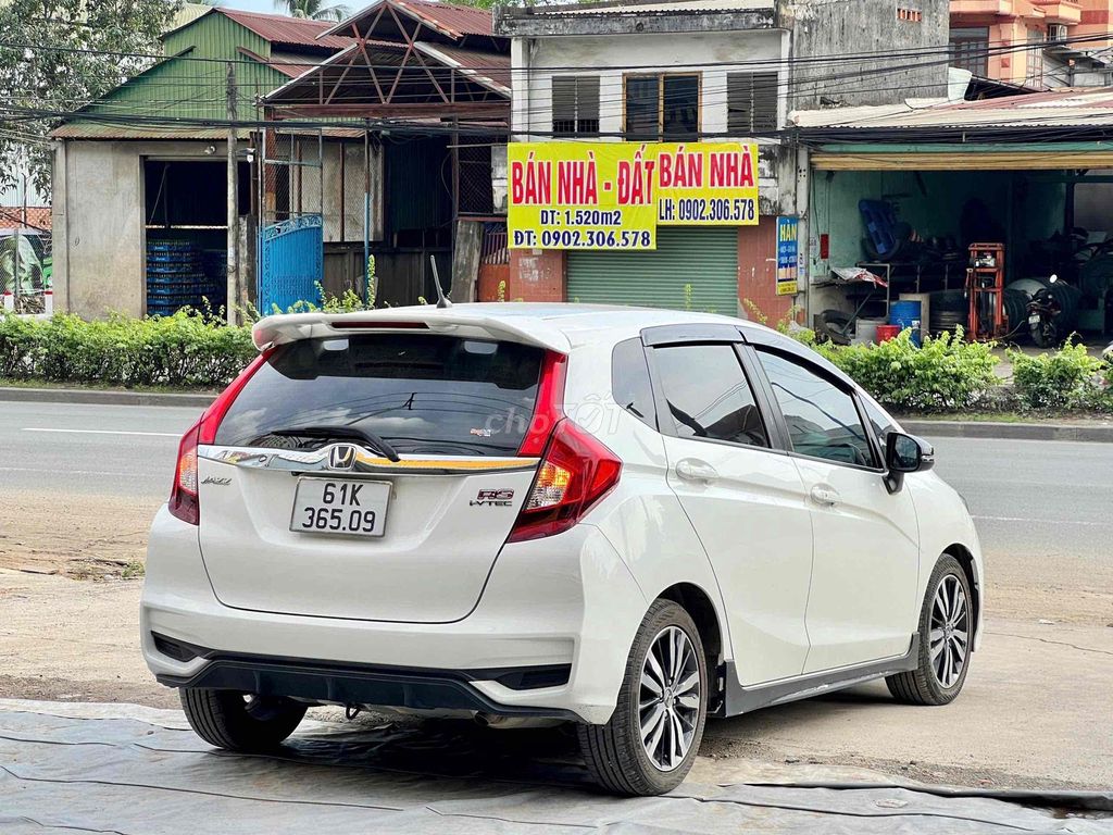 Honda Jazz RS đi ít bao check mọi nơi. Mua bán Ô tô tại Huyện Chơn Thành Bình Phước được đăng bởi Thái Phạm hình 3