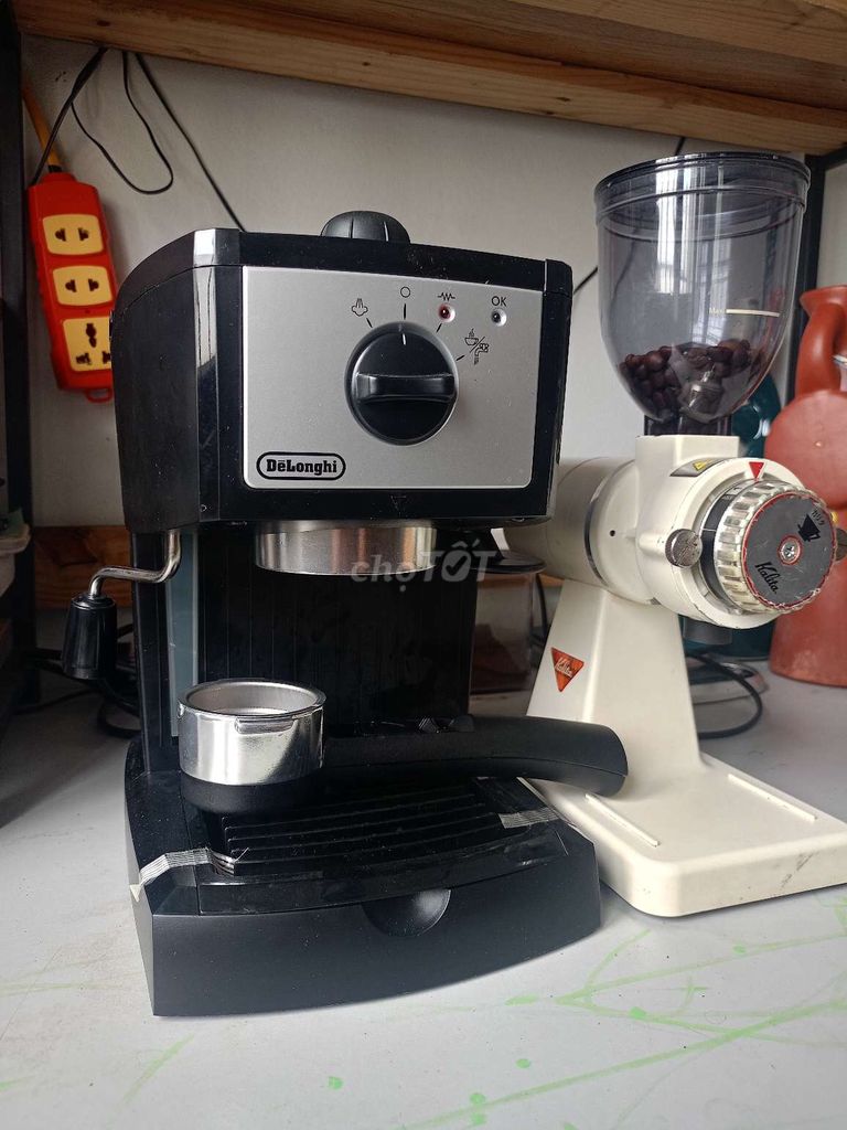 Máy pha cà phê DeLonghi Đen, Bạc. Mua bán Bếp, lò, đồ điện nhà bếp tại Huyện Thanh Trì Hà Nội được đăng bởi Nguyên Thắng hình 1
