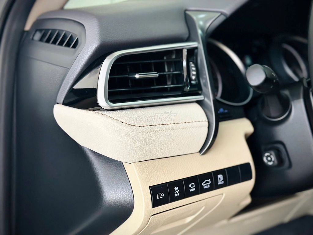 Toyota Camry 2.5Q 2023 - 50000 km. Mua bán Ô tô tại Quận Gò Vấp Tp Hồ Chí Minh được đăng bởi Kim Ngân Xe Lướt hình 17