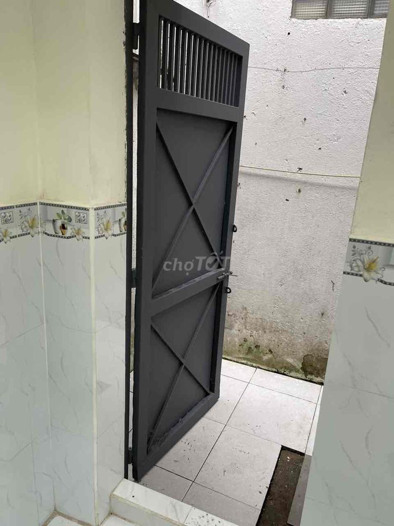 Nhà bán hẻm xe hơi khu Phạm Hùng P4 Q8  - Diện tích : 4m x 18m ... Sổ