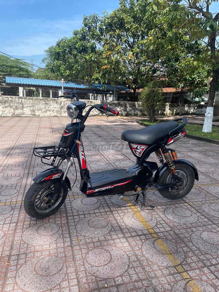 Xe đạp điện màu Đen. Mua bán Xe điện tại Thành phố Thuận An Bình Dương được đăng bởi Nguyễn Thị Thùy Trang hình 1