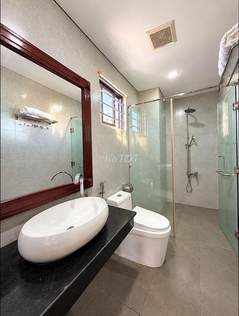 Светлая квартира с балконом у рынка Bắc Mỹ An — фото 2