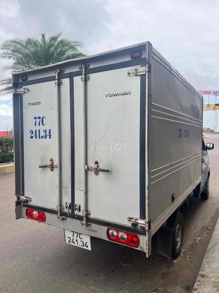 Thaco Towner 990kg 2018 2M6 Thùng kín. Mua bán Xe tải, xe ben tại Thành phố Thủ Dầu Một Bình Dương được đăng bởi AUTO HUY HOÀNG HIỆP hình 3