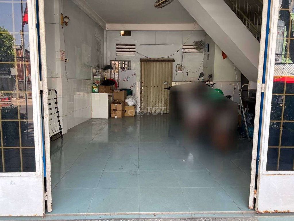 Nhà mặt tiền đường Nguyễn Thái Học, Long Xuyên, An Giang. Mua bán Nhà ở tại Thành phố Long Xuyên An Giang được đăng bởi Nguyen Phuong hình 4
