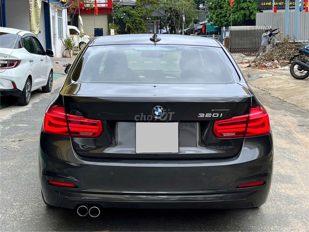 BMW 320i 2016 XE GIA ĐÌNH 1 CHỦ TỪ ĐẦU MUA MỚI ĐẸP. Mua bán Ô tô tại Thành phố Thủ Đức Tp Hồ Chí Minh được đăng bởi Hiếu hình 6