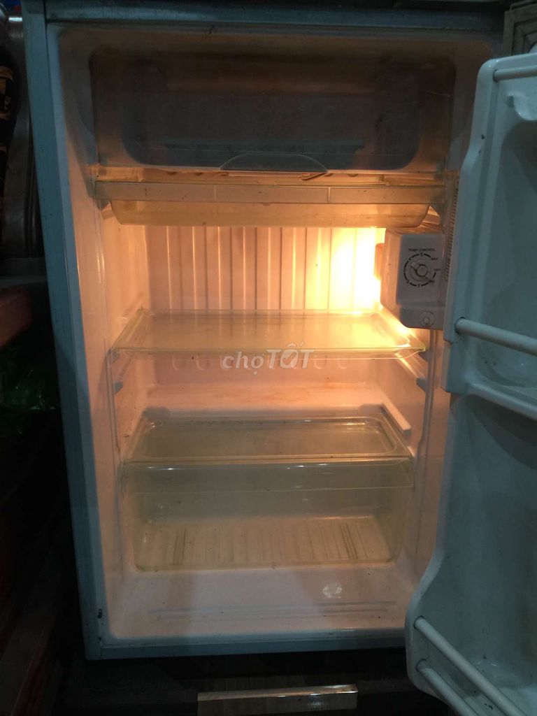 Tủ lạnh Sanyo 90 lít. Mua bán Tủ lạnh tại Quận Kiến An Hải Phòng được đăng bởi Dũng  hình 1