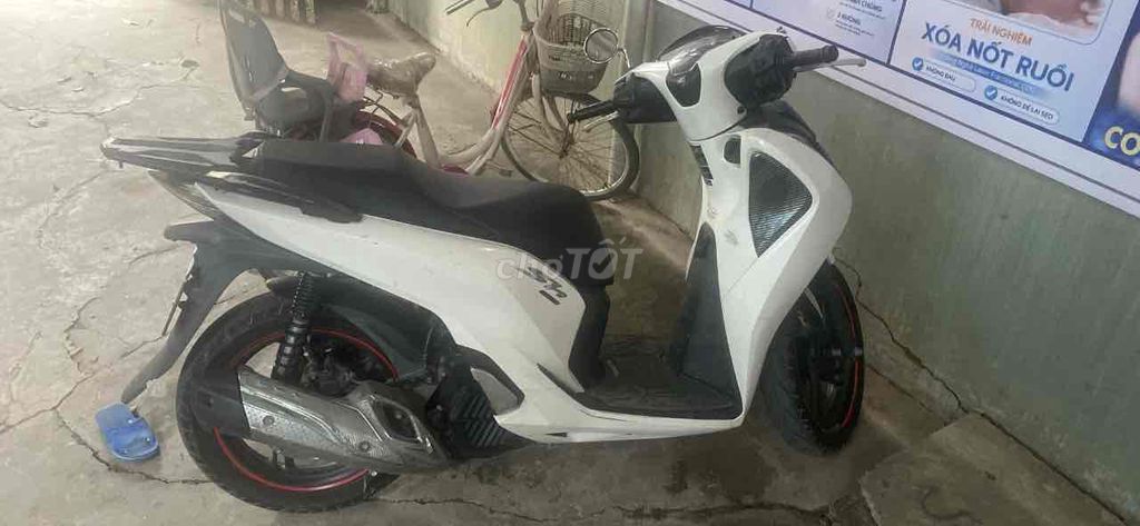 cần bán gấp chiếc sh cuối 2018. Mua bán Xe máy tại Huyện Đức Hòa Long An được đăng bởi Minh Filler Gia hình 6