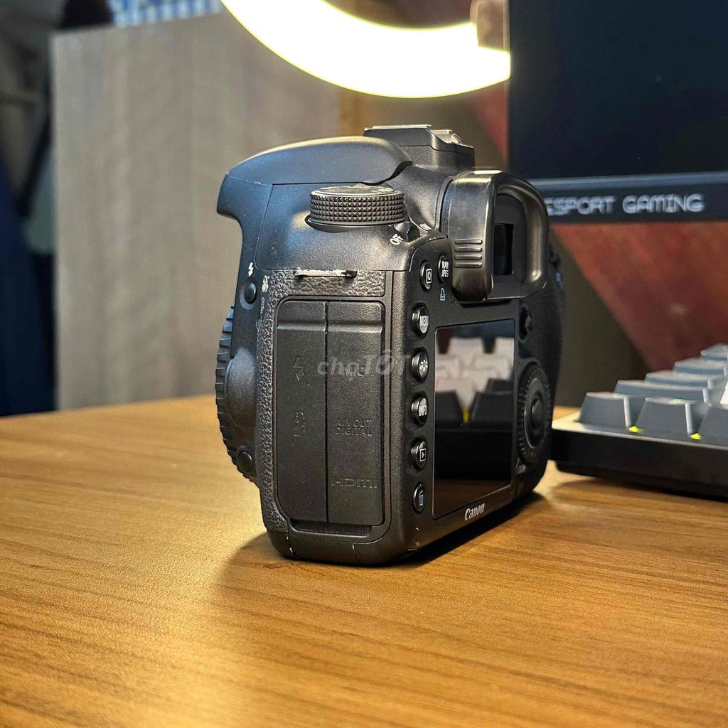 Máy ảnh kèm Ống kính rời canon 7D-KIT. Mua bán Máy ảnh, Máy quay tại Quận Gò Vấp Tp Hồ Chí Minh được đăng bởi Máy ảnh tốt hình 3