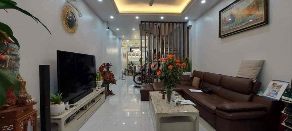 Bán nhà Thông Phong 56m2 6 tầng nhà xây mới hai thoáng 8 ngủ 10.9 tỷ