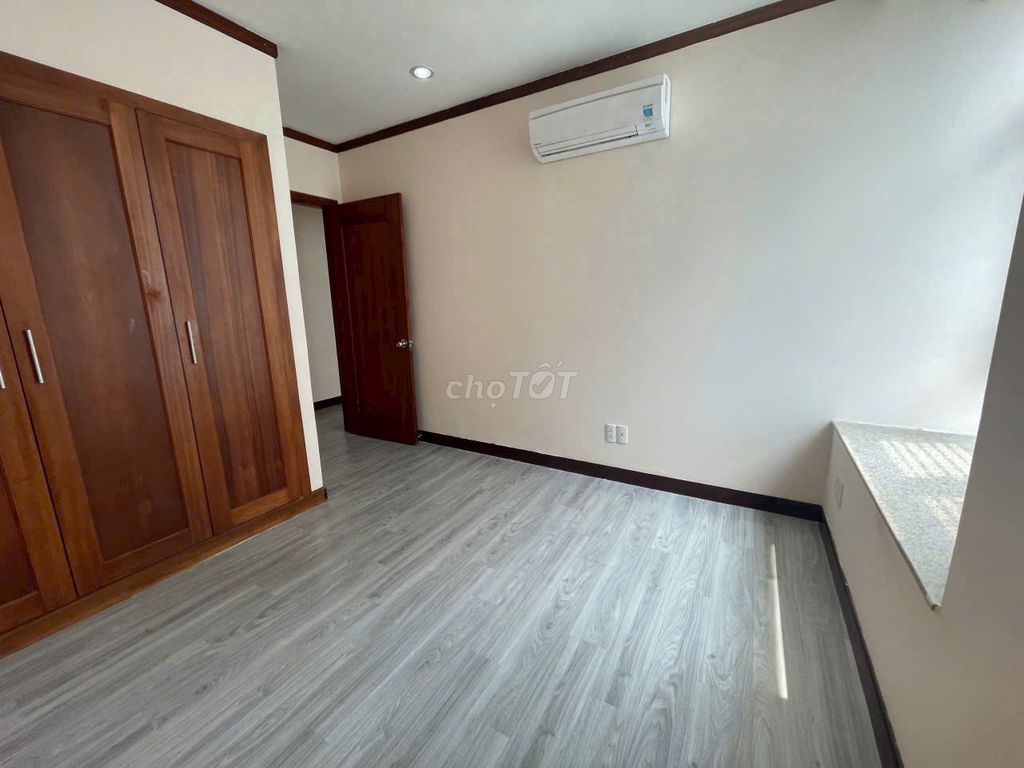 Bán căn 3PN, 2wc, 110m2, Hoàng Anh An Tiến