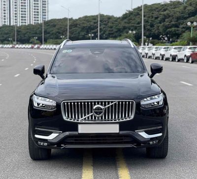 Volvo XC90 ultimate B6 Awd đen/nâu dki 2024. Mua bán Ô tô tại Quận Long Biên Hà Nội được đăng bởi Trang Gala