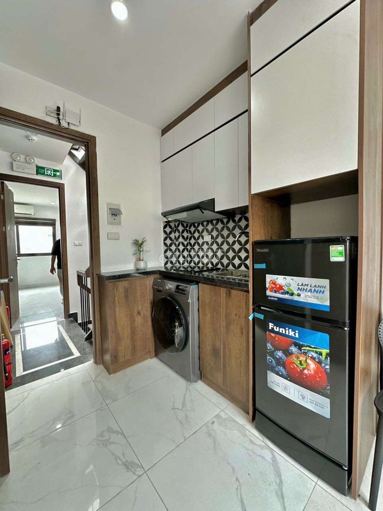 Студия, переулок 460, Кхыонг Динь