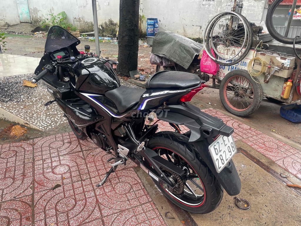 Suzuki Gsx R150 2018 chính chủ biển số 62. Mua bán Xe máy tại Huyện Bình Chánh Tp Hồ Chí Minh được đăng bởi Phong Vũ hình 2