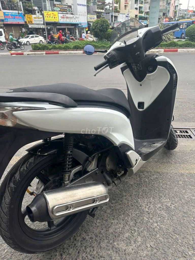 Honda SH 2006 lên 2010 giao lưu mọi thể loại.. Mua bán Xe máy tại Quận Bình Tân Tp Hồ Chí Minh được đăng bởi lê trung thành hình 2