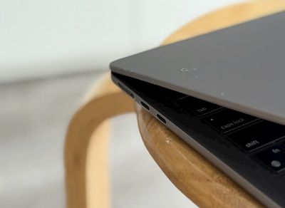 Apple MacBook M3 8GB/256GB Xám
