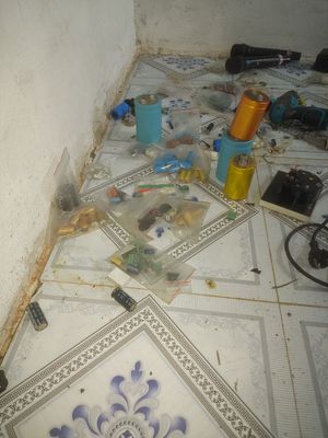 Đống ve chai điện tử như hình. Mua bán Linh kiện (RAM, Card...) tại Huyện Long Điền Bà Rịa - Vũng Tàu được đăng bởi Huyền trần