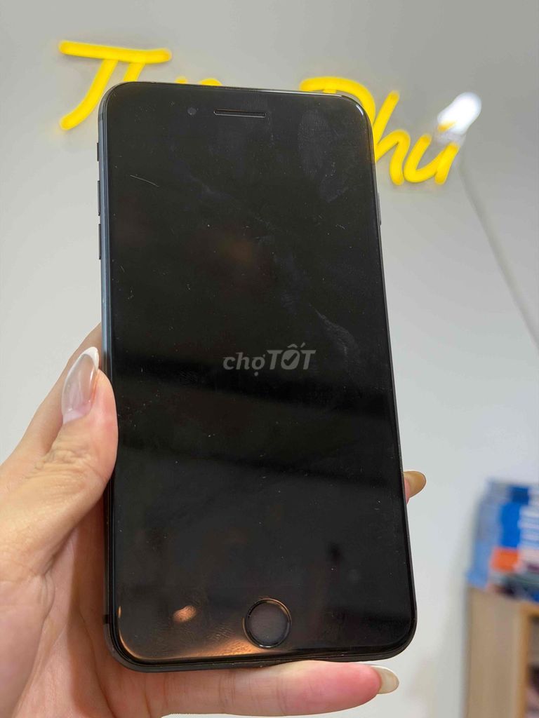 iPhone 8Plus Đen 64 Main Zin Màn LK P100. Mua bán Điện thoại tại Quận Thanh Khê Đà Nẵng được đăng bởi Thiên phú  hình 1