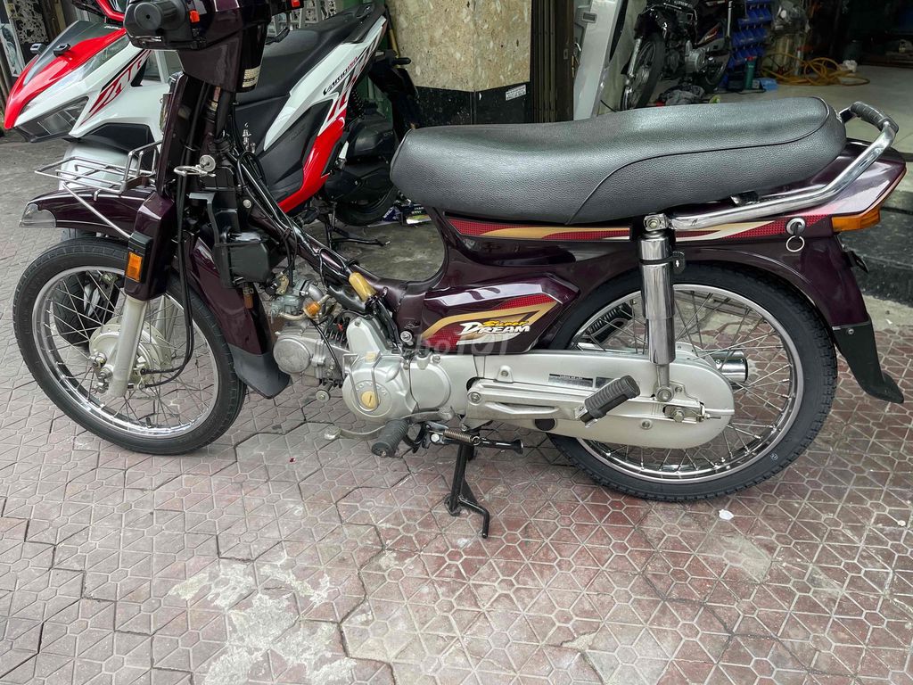 Honda Super Dream 2003 Đỏ mận. Mua bán Xe máy tại Quận 8 Tp Hồ Chí Minh được đăng bởi HÙNG  hình 6