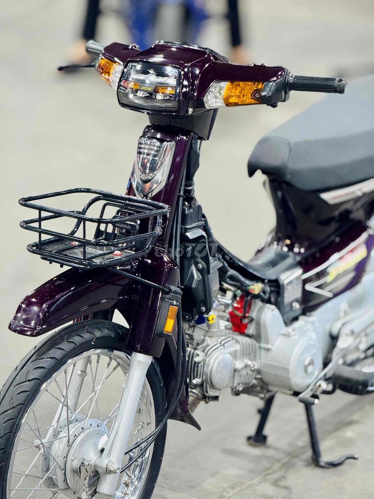 Honda Super Dream Tím. Mua bán Xe máy tại Quận Bình Tân Tp Hồ Chí Minh được đăng bởi Cửa Hàng Xe Máy TP66 hình 5