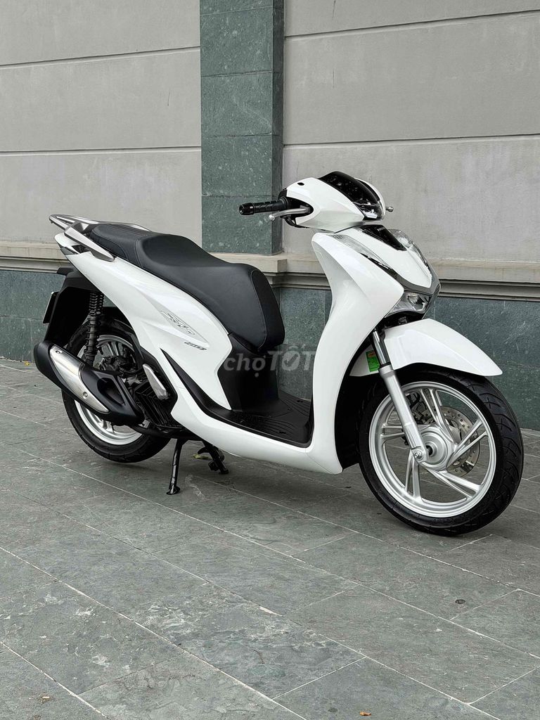 Honda SH160 ABS 2023, один хозяин, номера Хошимина, возможна рассрочка