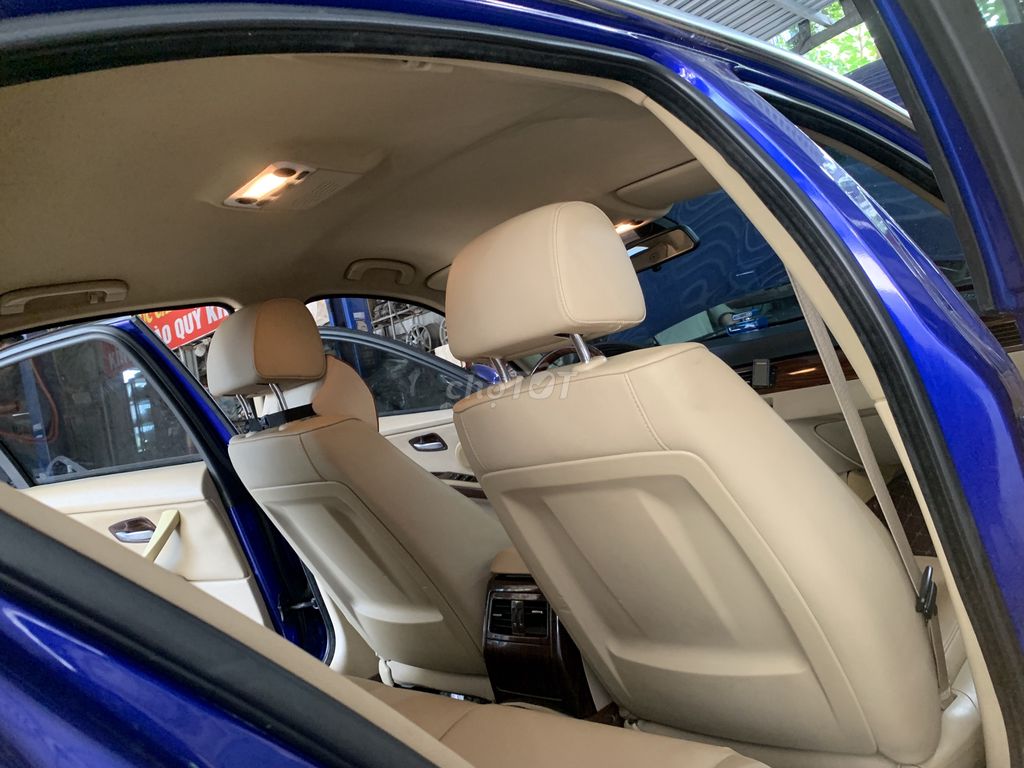 BMW 3 Series 20***00 km. Mua bán Ô tô tại Quận Hoàng Mai Hà Nội được đăng bởi Anh Tú hình 7