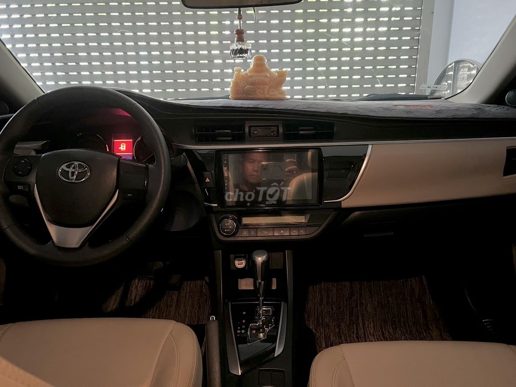 Toyota Corolla Altis 2015 1.8G AT. Mua bán Ô tô tại Quận Thanh Khê Đà Nẵng được đăng bởi Lê Thanh Tâm hình 2