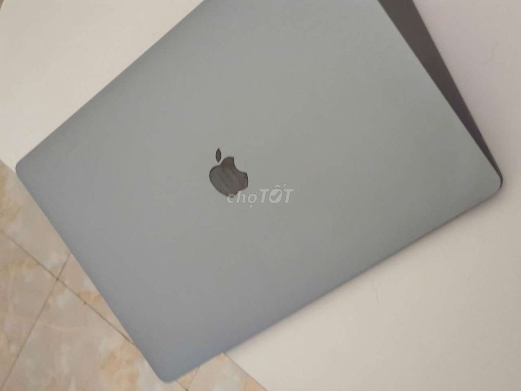 Makbook pro 256/16gb