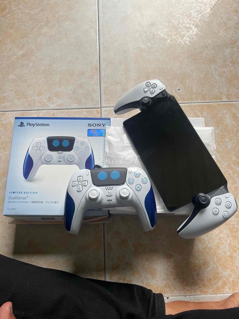 Sony PS Portal. Mua bán Thiết bị chơi game tại Quận 8 Tp Hồ Chí Minh được đăng bởi Dương  hình 1