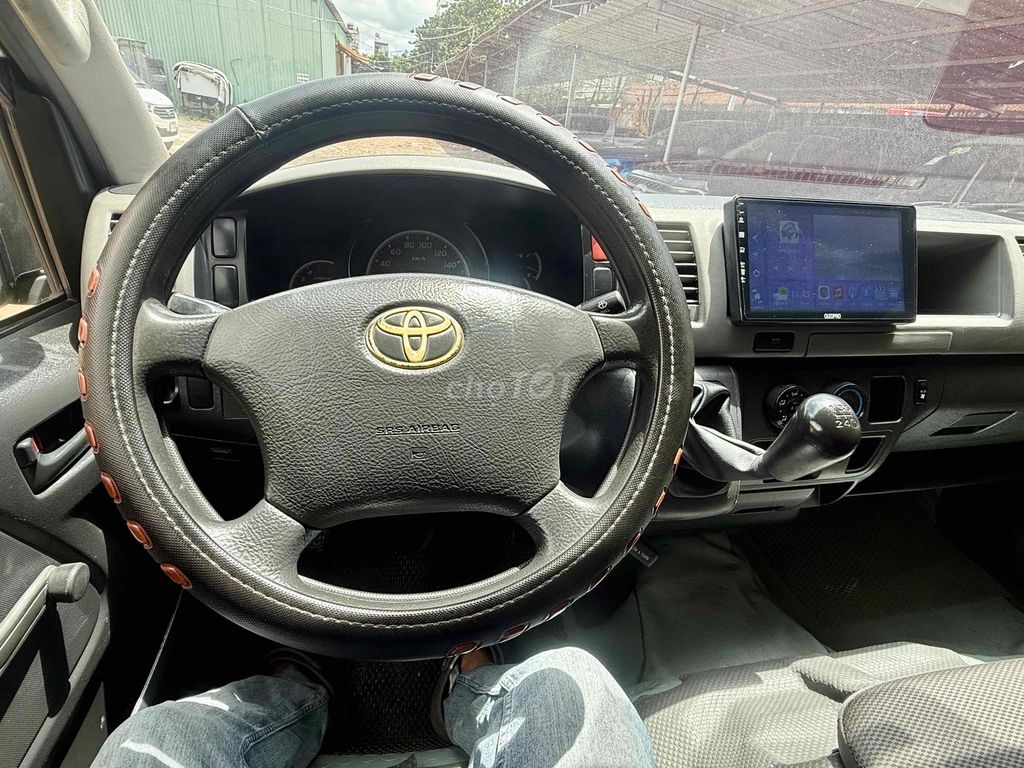 Toyota Hiace phom mới máy dầu tải VAN chạy giờ cấm. Mua bán Ô tô tại Quận 7 Tp Hồ Chí Minh được đăng bởi Chuyên mua bán xe tải VAN chạy  được giờ cấm hình 8