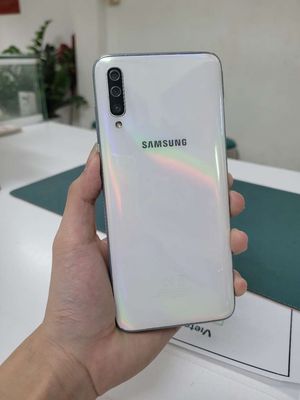 Thu rẻ bán rẻ ,Galaxy A70 2 Sim ,6GB/128GB , ko ám. Mua bán Điện thoại tại Quận 5 Tp Hồ Chí Minh được đăng bởi Diễm