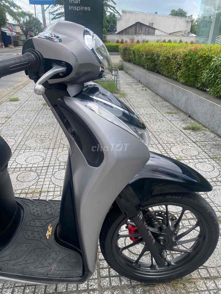 shmode 2022 pbdb abs xám đen. Mua bán Xe máy tại Quận Tân Phú Tp Hồ Chí Minh được đăng bởi Xemaytnt chấm com hình 4