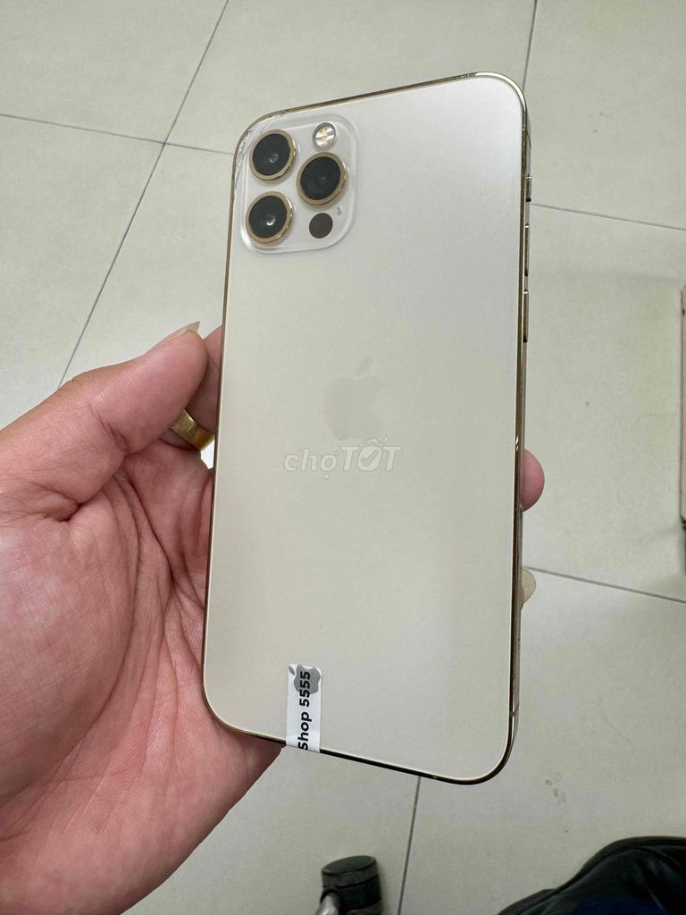 iPhone 12 Pro 256GB Vàng zin 100%. Mua bán Điện thoại tại Quận Long Biên Hà Nội được đăng bởi khoi dang minh hình 1