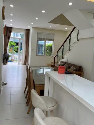 Rent · 4 bd · 75 м² · Thành phố Thủ Đức, ул. Bưng Ông Thoàn