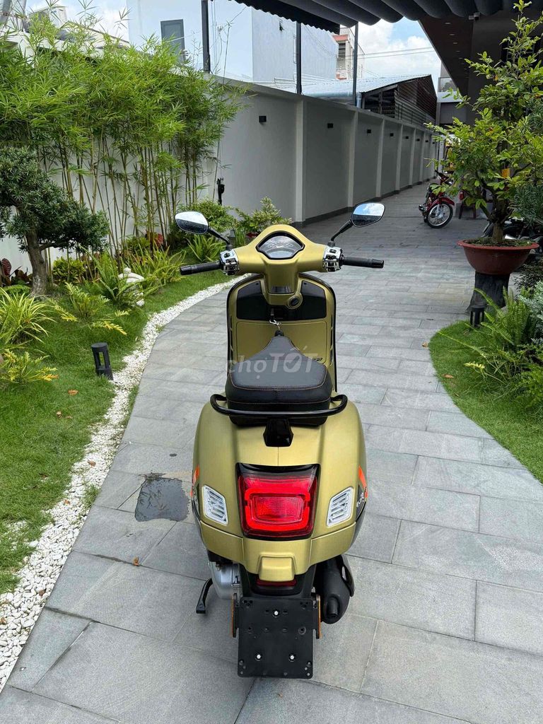 Vespa GTS Super Sport khoá Keyless mới chạy 300 km. Mua bán Xe máy tại Quận Cái Răng Cần Thơ được đăng bởi Cửa Hàng Xe Máy Quang Sang hình 2