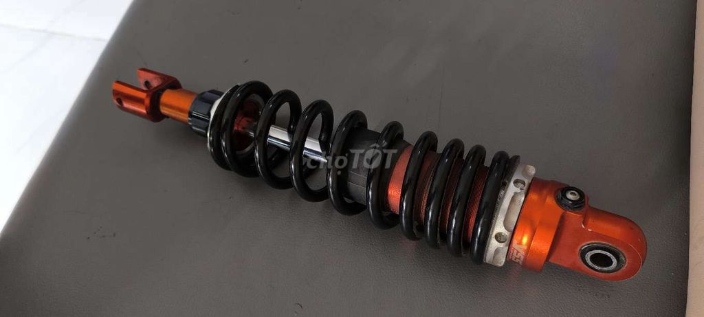 Phuộc xe máy YSS Cam Đen. Mua bán Phụ tùng xe tại Quận 10 Tp Hồ Chí Minh được đăng bởi Thanh Phat hình 3