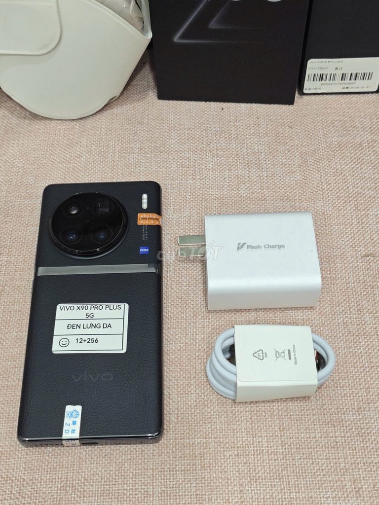 Vivo X90 Pro Plus 5G Đen 12/256 sạc80w có ship COD. Mua bán Điện thoại tại Quận Hoàng Mai Hà Nội được đăng bởi Trần Ngọc Hiếu hình 1