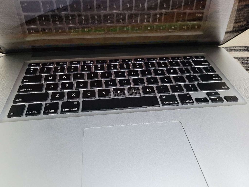 Macbook pro 2011 15 inch I7 2.2g 4g 500g đẹp keng