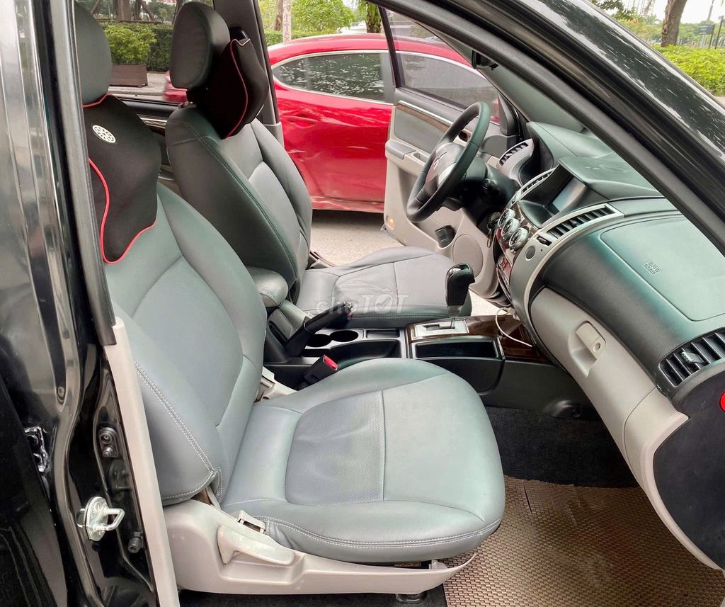 Mitsubishi Pajero Sport 7 chỗ tự động máy dầu RẺ. Mua bán Ô tô tại Quận Thanh Xuân Hà Nội được đăng bởi Vạn Phát  Auto hình 5